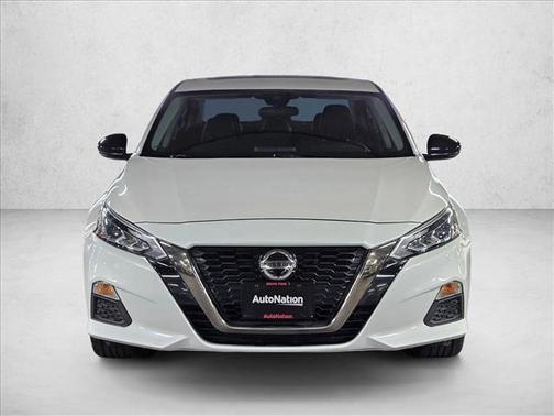 2020 Nissan Altima SR FWD
