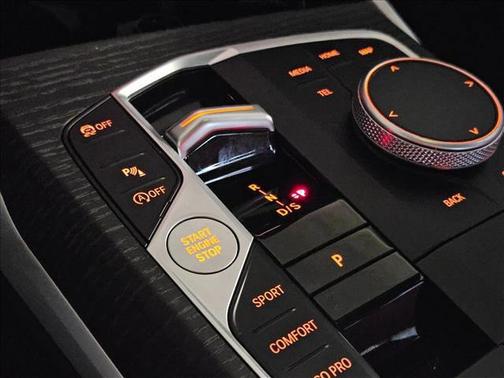 2025 BMW 330 330i Sedan