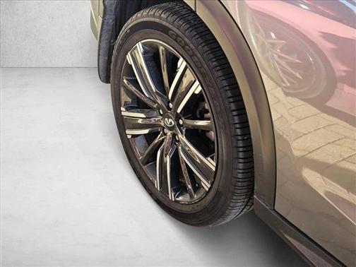 2022 INFINITI QX50 LUXE