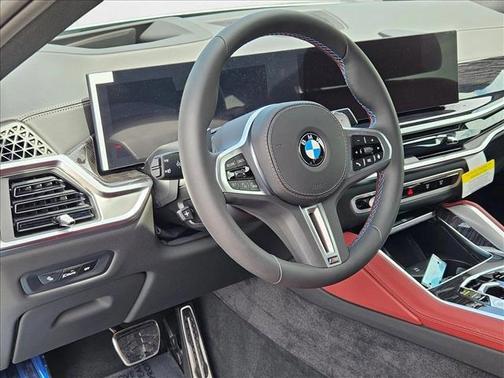 2026 BMW X6 M60i