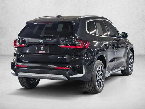 Black Sapphire Metallic 2026 BMW X1 xDrive28i