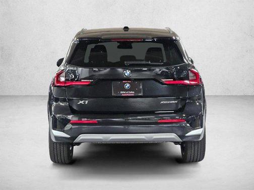 Black Sapphire Metallic 2026 BMW X1 xDrive28i