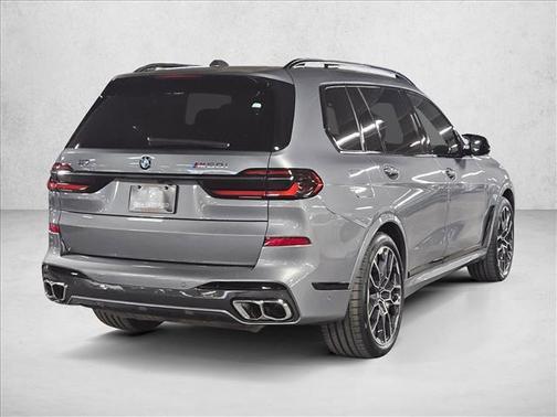 2024 BMW X7 M60i