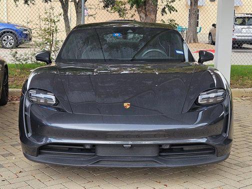 2022 Porsche Taycan RWD
