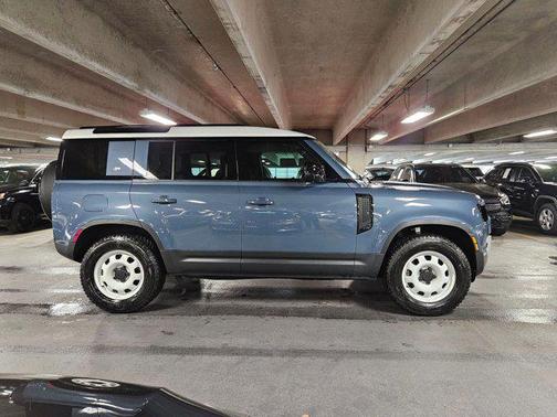 2024 Land Rover Defender 110 P300