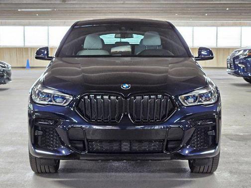 2023 BMW X6 xDrive40i