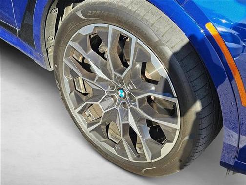 2024 BMW X7 M60i