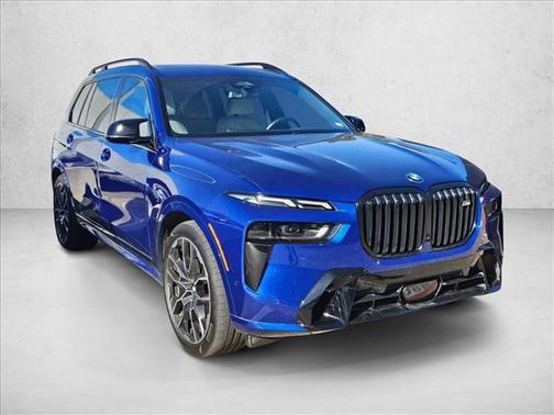 2024 BMW X7 M60i