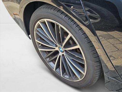 2023 BMW 540 i