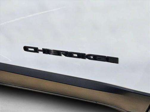 2020 Jeep Cherokee Altitude