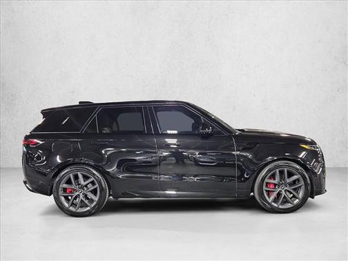 2024 Land Rover Range Rover Sport SE
