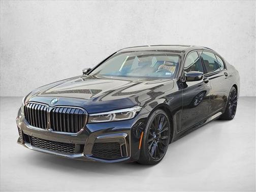 2022 BMW 740 i