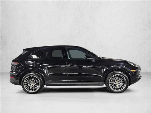 2022 Porsche Cayenne S