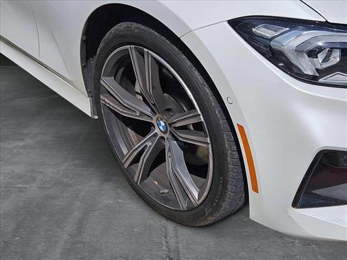 2024 BMW 330 i