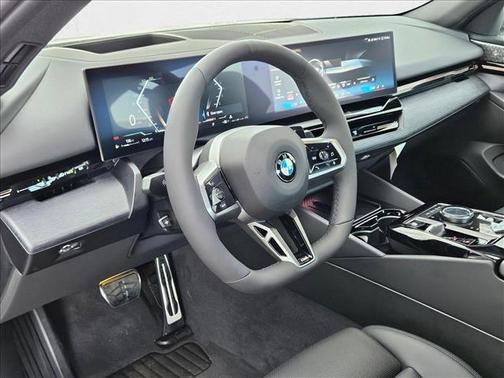 2026 BMW 530 i