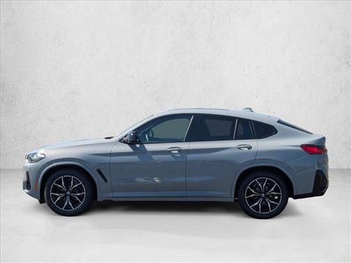 2025 BMW X4 M40i