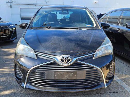 2017 Toyota Yaris LE