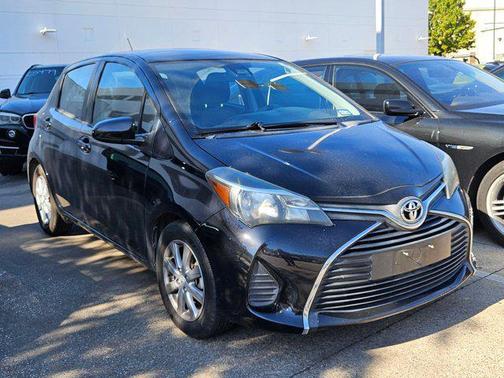 2017 Toyota Yaris LE