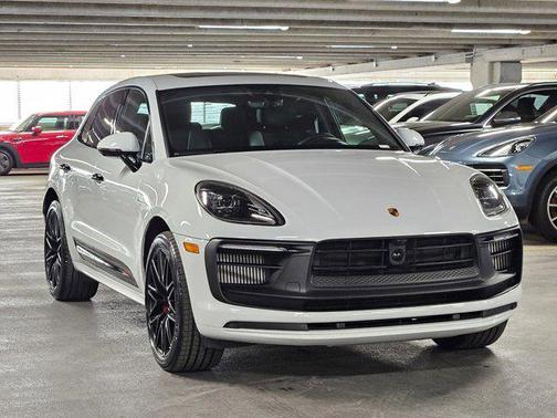 2023 Porsche Macan GTS