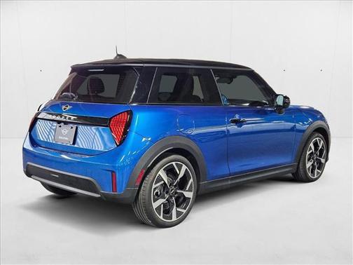 2025 MINI Hardtop Cooper