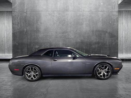 2015 Dodge Challenger SXT Plus