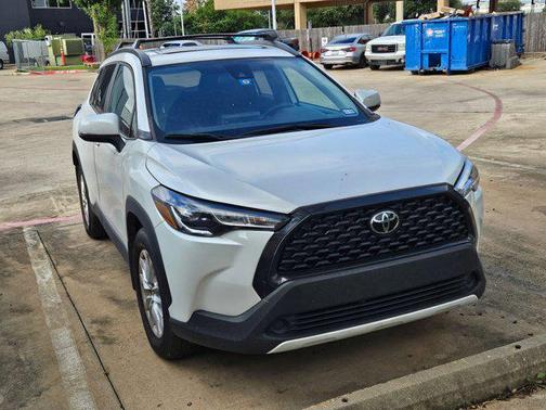 2022 Toyota Corolla Cross LE