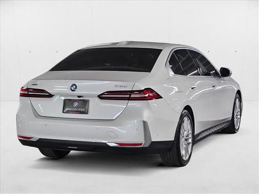 2024 BMW 530 i xDrive