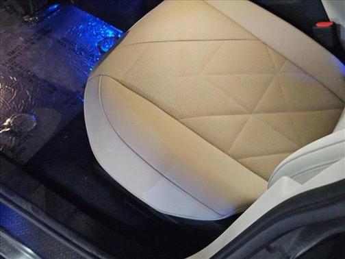 2025 BMW iX xDrive50