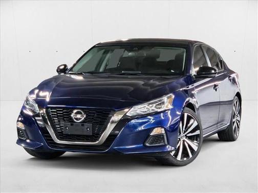 2021 Nissan Altima SR FWD