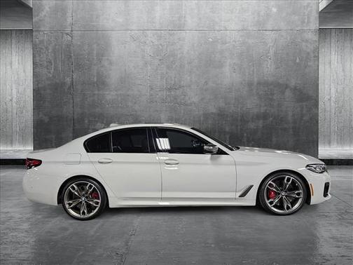 2022 BMW M550 i Xdrive
