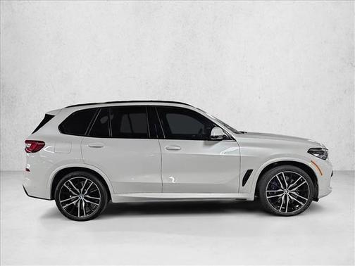 2023 BMW X5 M50i