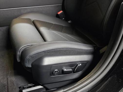 2026 BMW 530 i xDrive