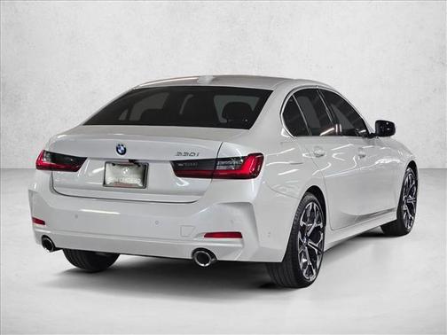 2025 BMW 330 330i