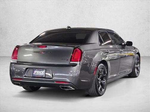 2021 Chrysler 300 S
