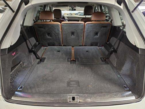 2019 Audi Q7 45 Premium Plus