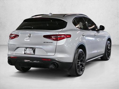 2020 Alfa Romeo Stelvio Base