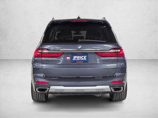 Arctic Grey Metallic 2022 BMW X7 xDrive40i