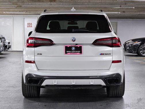 2022 BMW X5 M50i