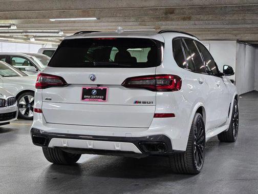 2022 BMW X5 M50i