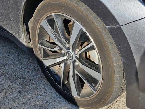 2022 Nissan Maxima SV Xtronic CVT
