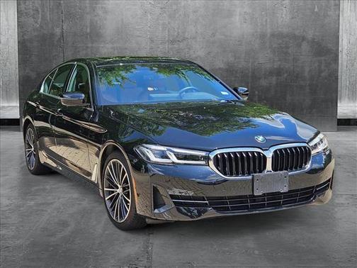 2022 BMW 530 i