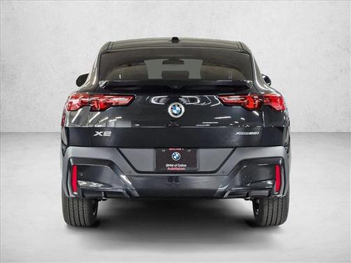 Black Sapphire Metallic 2026 BMW X2 xDrive28i