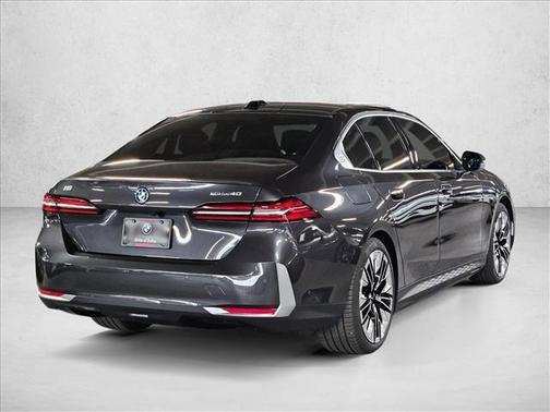 2026 BMW i5 eDrive40