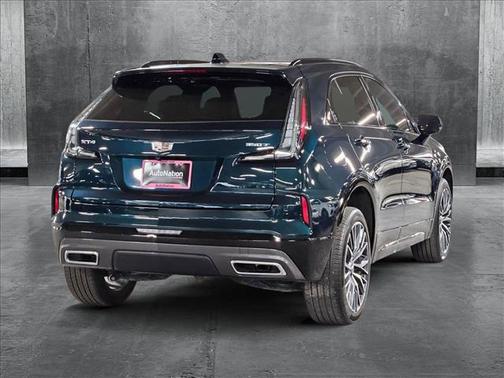 2024 Cadillac XT4 Sport