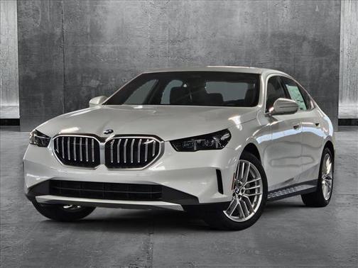2024 BMW 530 i