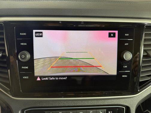 2023 Volkswagen Atlas Cross Sport 3.6L V6 SEL Premium R-Line