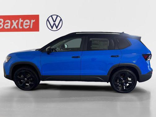 2025 Volkswagen Taos 1.5T SE Black
