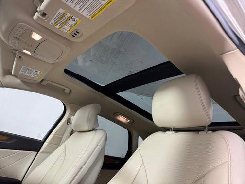 2015 Lincoln MKC Base