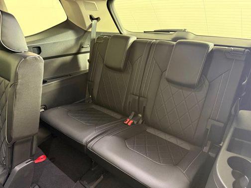 2025 Volkswagen Atlas 2.0T SEL Premium R-Line 4MOTION