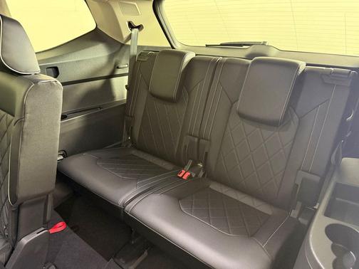 2025 Volkswagen Atlas 2.0T SEL Premium R-Line 4MOTION